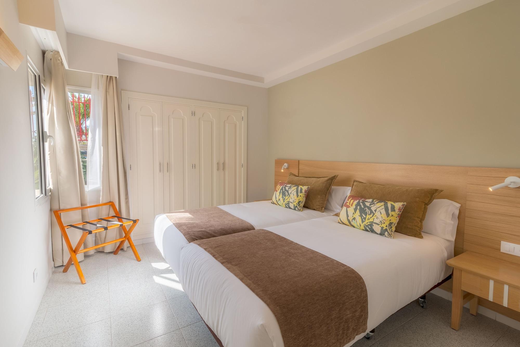 Hotel Livvo Koala Garden Маспаломас Екстериор снимка