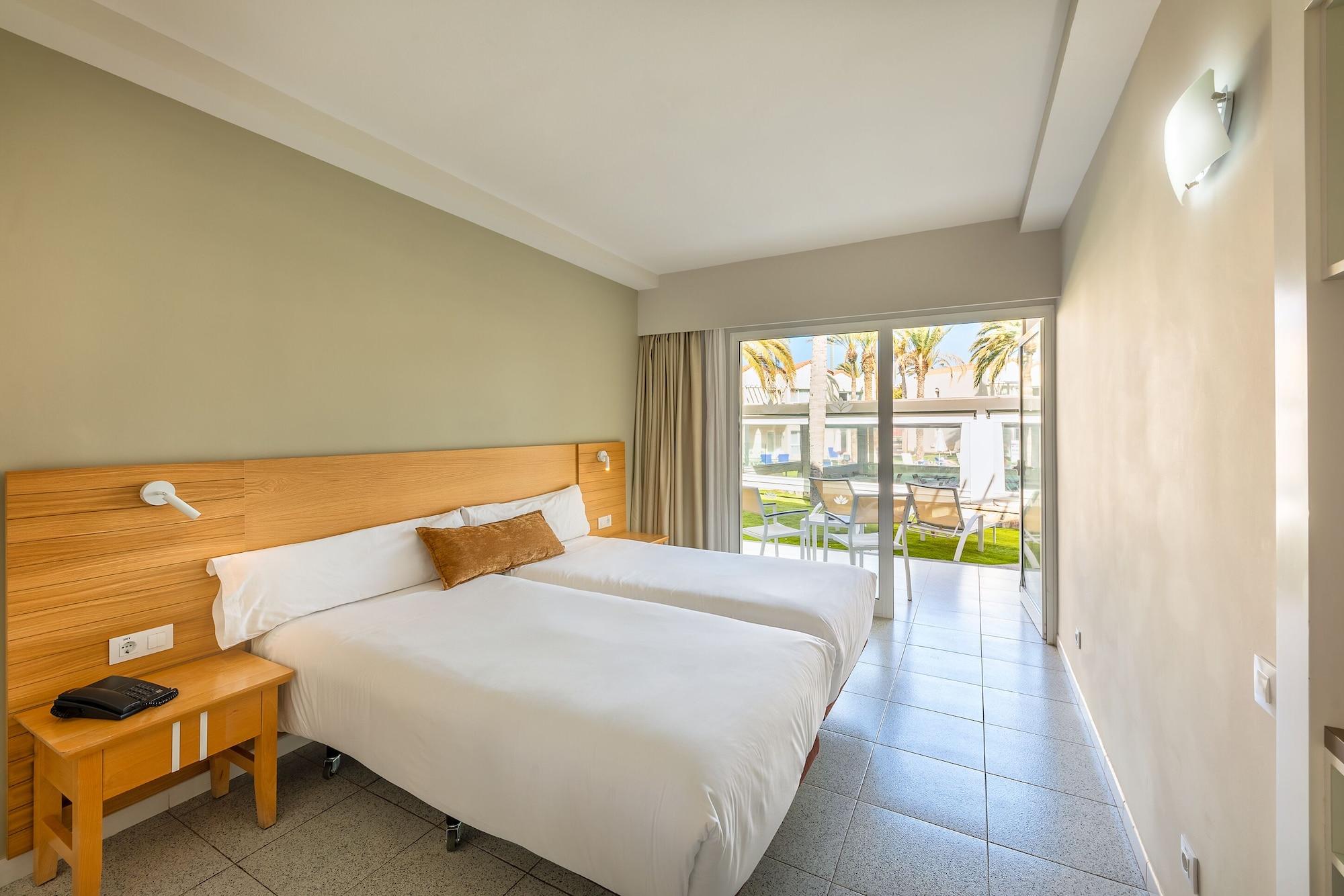 Hotel Livvo Koala Garden Маспаломас Екстериор снимка